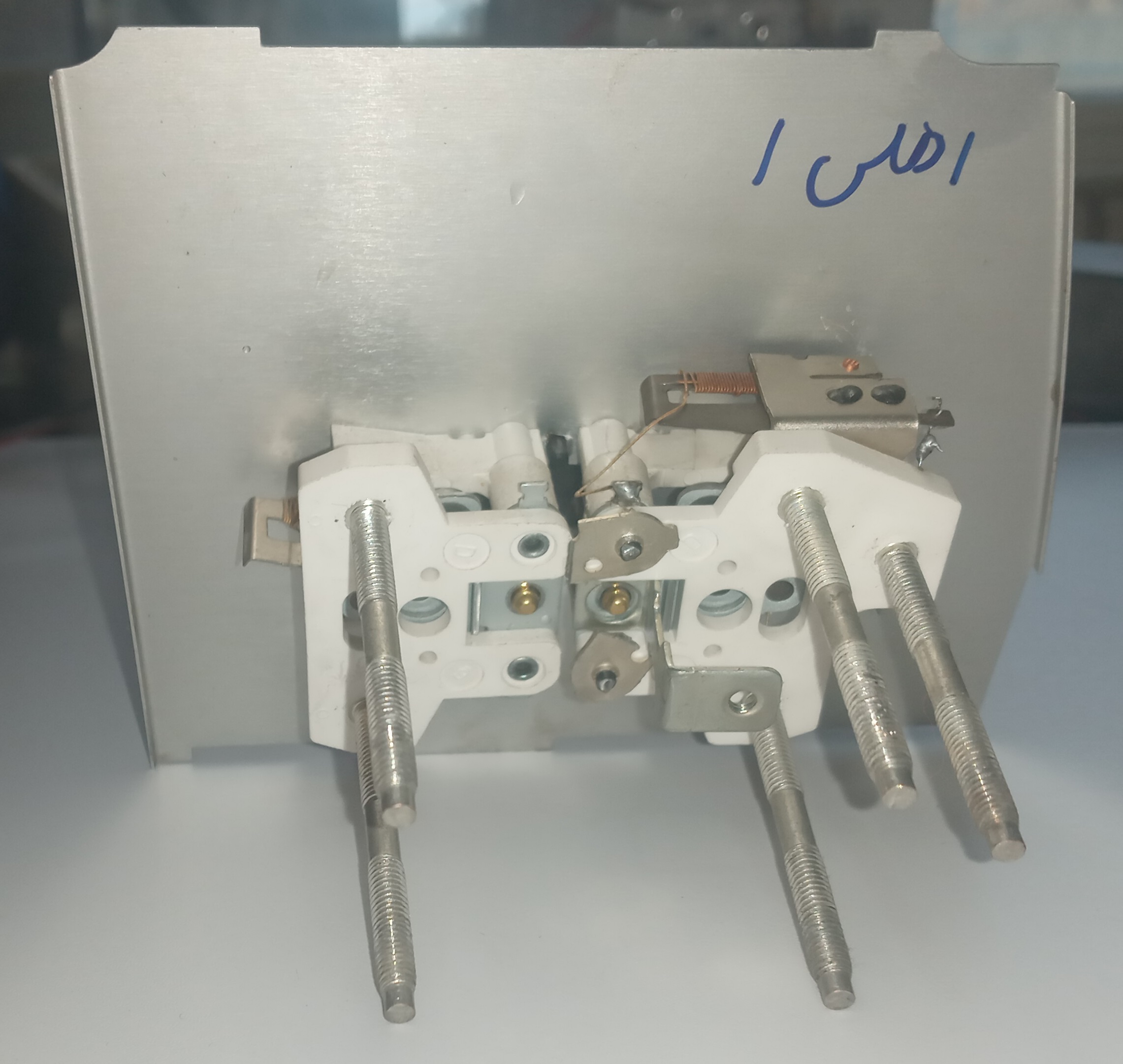 آمپر بنزین و آب مزدا وانت 2000ژاپنی